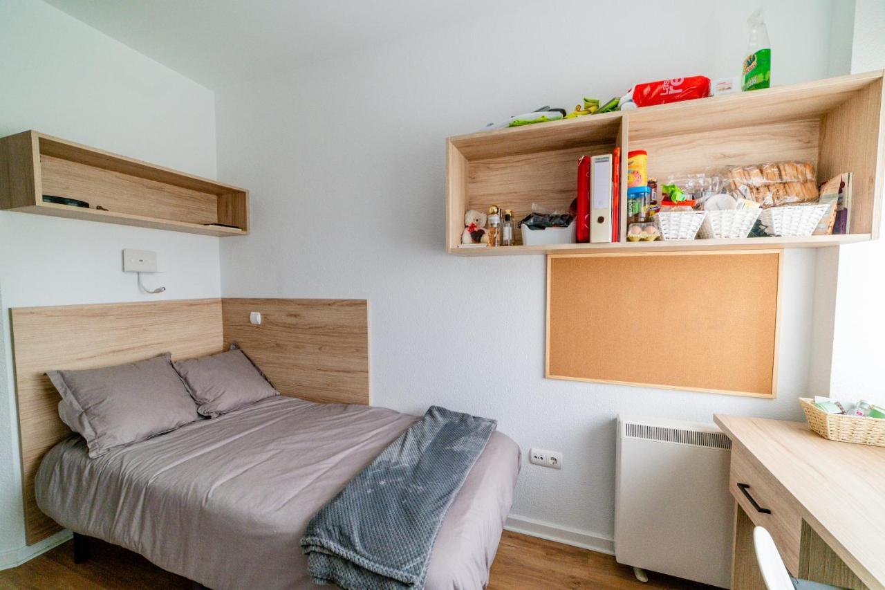 Micampus Logrono Student Residence Eksteriør bilde