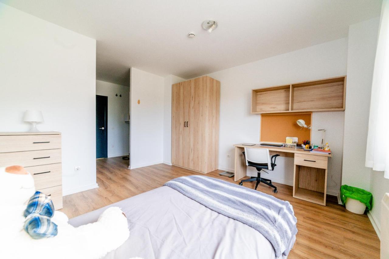 Micampus Logrono Student Residence Eksteriør bilde