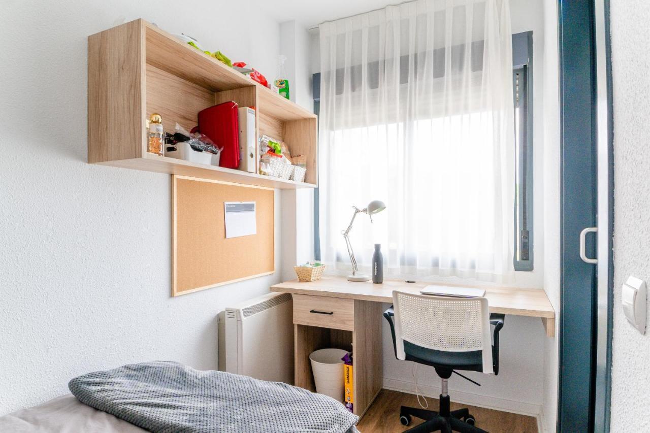 Micampus Logrono Student Residence Eksteriør bilde